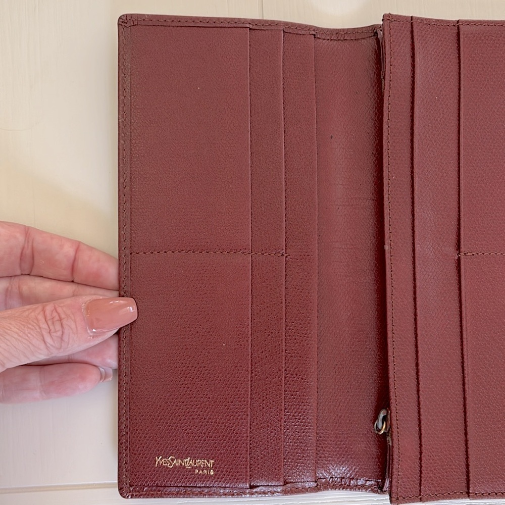Yves Saint Laurent YSL Belle de Jour Red Leather Classic Large Clutch Wallet - Picture 5 of 17